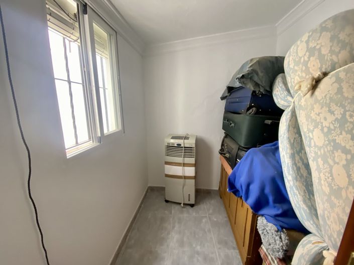 Image No.34-4 Bed Townhouse for sale