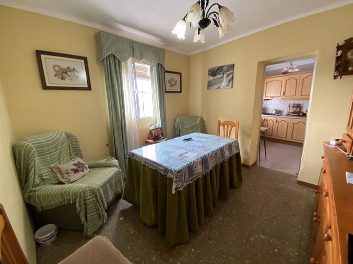 Image No.15-3 Bed Townhouse for sale