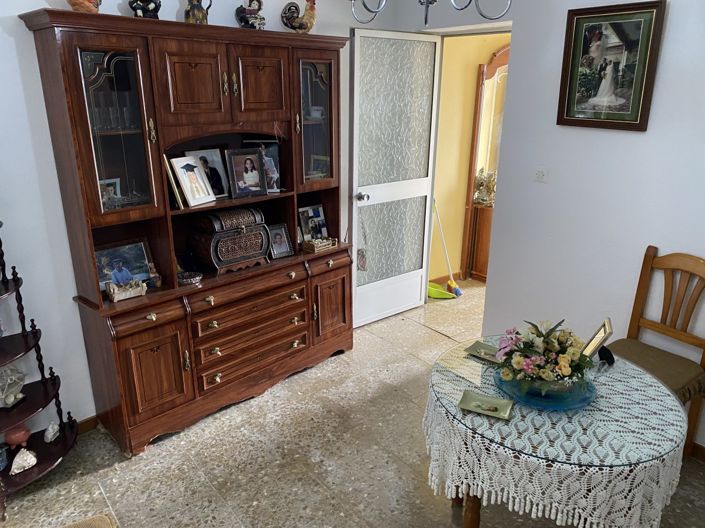 Image No.18-3 Bed Townhouse for sale