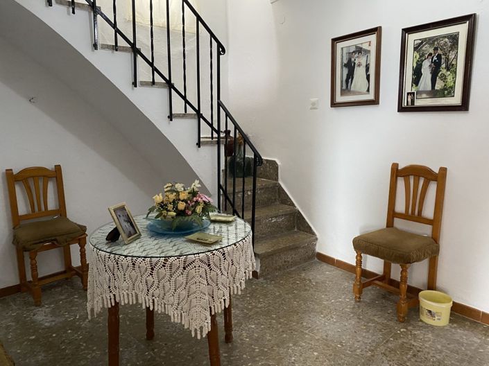 Image No.17-3 Bed Townhouse for sale