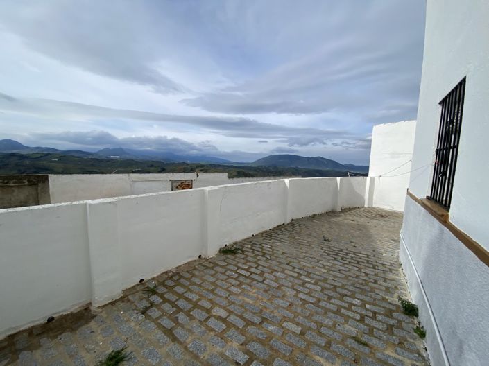 Image No.4-3 Bed Townhouse for sale