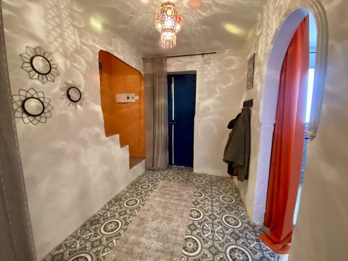 Image No.29-3 Bed Townhouse for sale