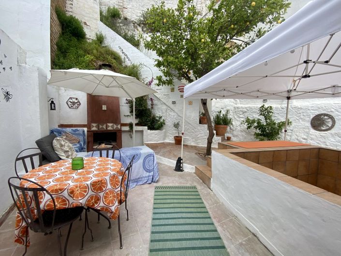 Image No.5-3 Bed Townhouse for sale