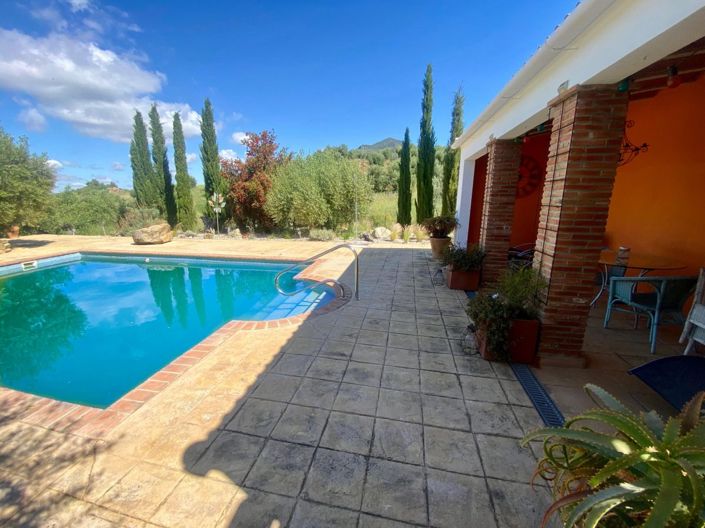 Image No.3-2 Bed Property for sale