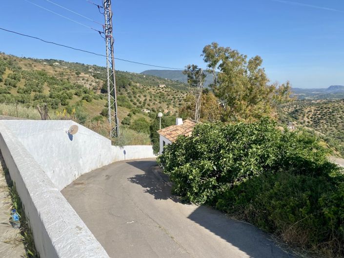 Image No.23-3 Bed Townhouse for sale