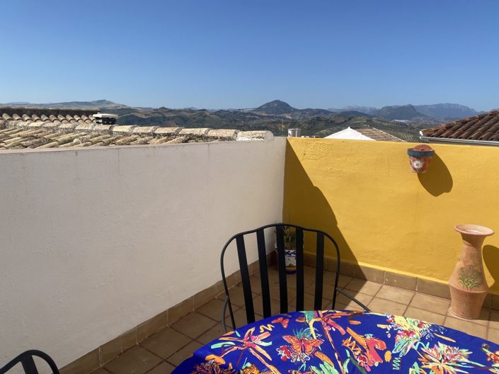 Image No.23-2 Bed Property for sale