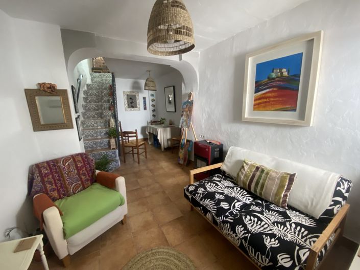 Image No.3-2 Bed Property for sale