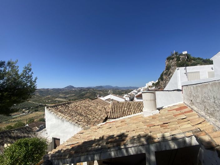 Image No.34-2 Bed Property for sale