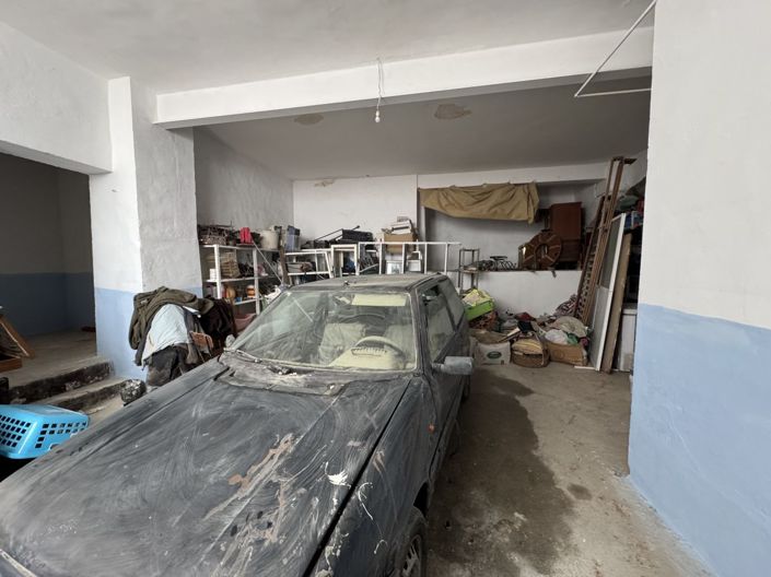 Image No.5-5 Bed Townhouse for sale