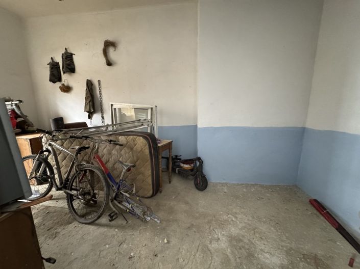 Image No.6-5 Bed Townhouse for sale