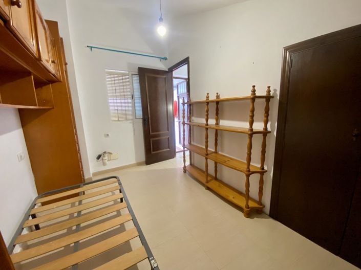 Image No.21-3 Bed Property for sale