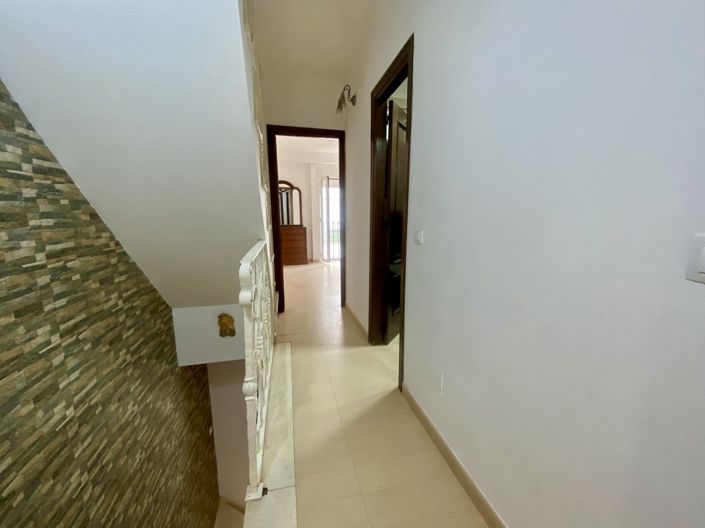 Image No.16-3 Bed Property for sale