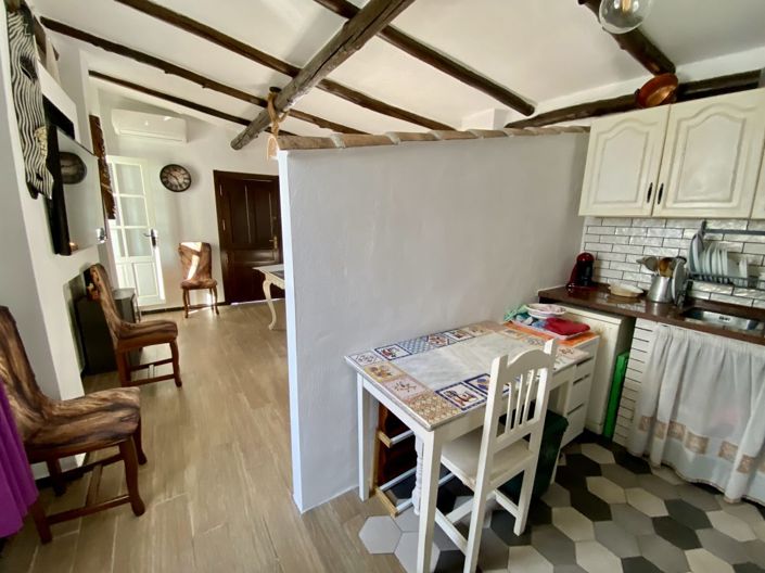 Image No.12-2 Bed Townhouse for sale