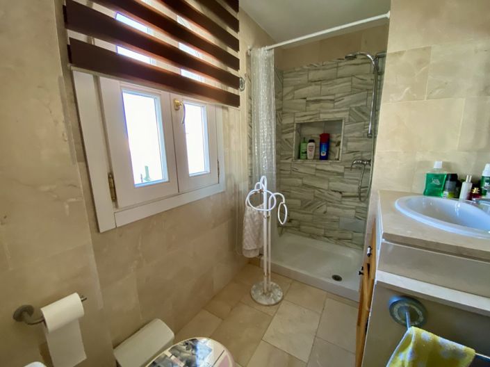 Image No.27-2 Bed Townhouse for sale