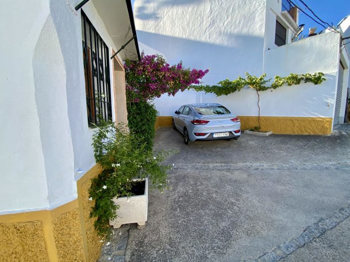 Image No.4-2 Bed Townhouse for sale