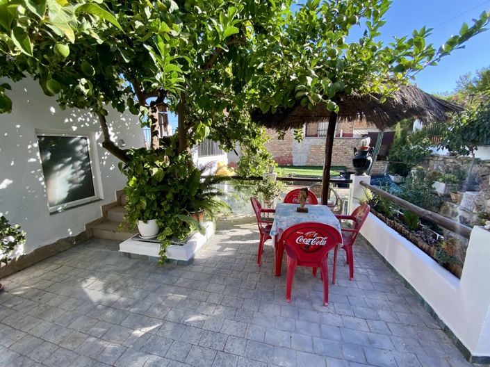 Image No.38-2 Bed Townhouse for sale