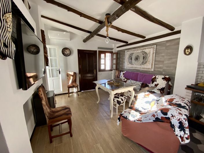 Image No.10-2 Bed Townhouse for sale