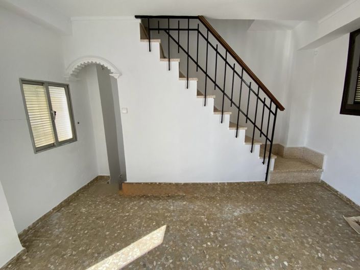 Image No.5-3 Bed Townhouse for sale