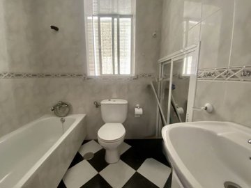 33e3195d-a5e3-44ab-a2d8-3bb56ff2292e-1200x900