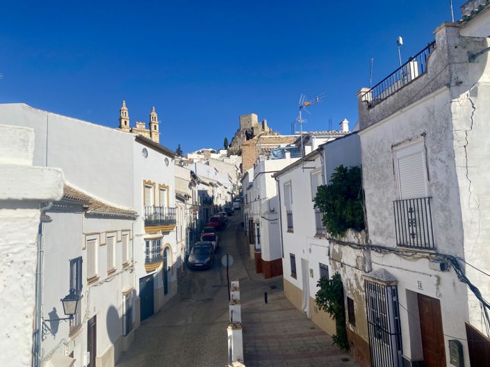 Image No.30-2 Bed Townhouse for sale