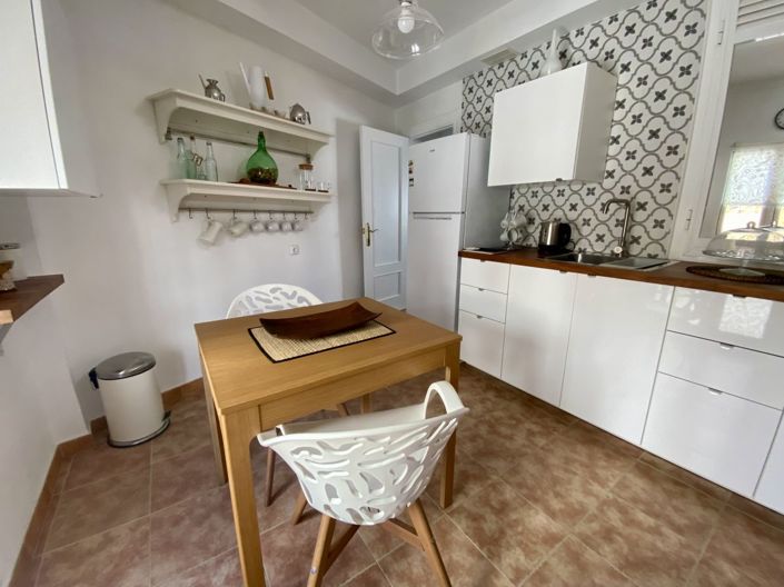 Image No.10-2 Bed Townhouse for sale