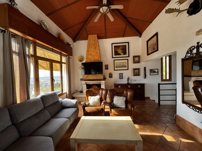 Image No.31-4 Bed Property for sale