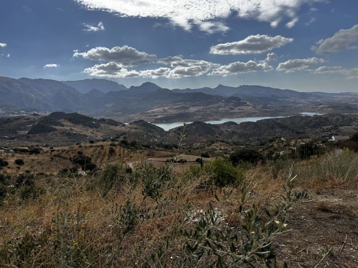 Image No.58-4 Bed Property for sale