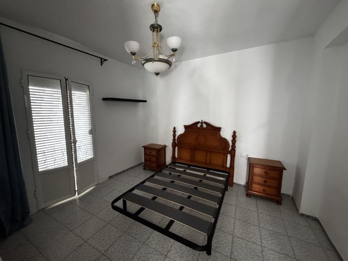 Image No.10-3 Bed Townhouse for sale