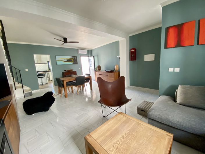 Image No.11-4 Bed Townhouse for sale