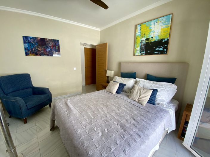 Image No.20-4 Bed Townhouse for sale