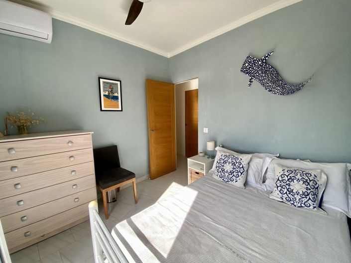 Image No.22-4 Bed Townhouse for sale