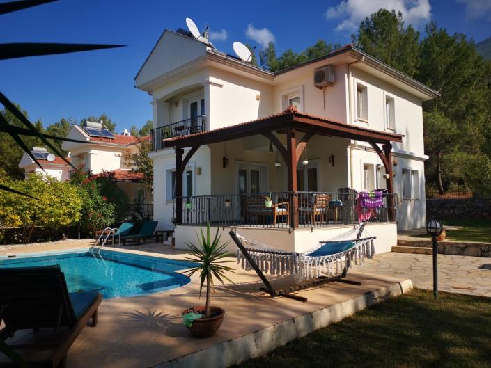 Image No.2-3 Bed Villa / Detached for sale