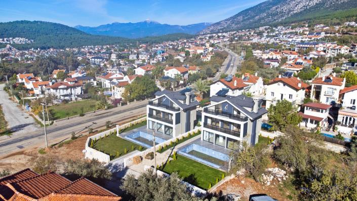 Image No.2-4 Bed Villa / Detached for sale