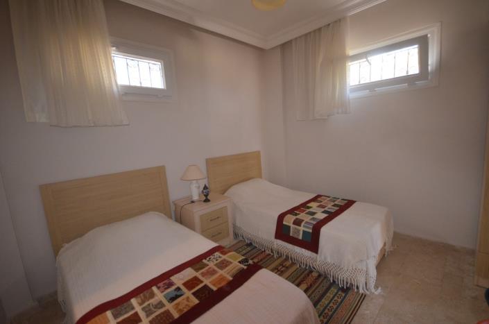 Image No.18-3 Bed Apartment for sale