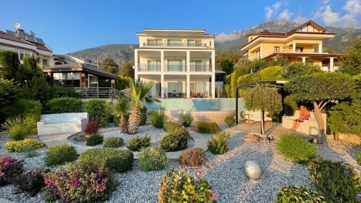 Image No.4-4 Bed Villa / Detached for sale