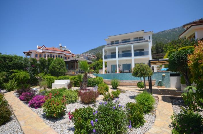 Image No.50-4 Bed Villa / Detached for sale