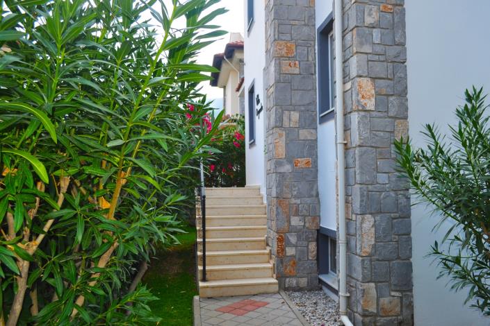 Image No.9-5 Bed House/Villa for sale