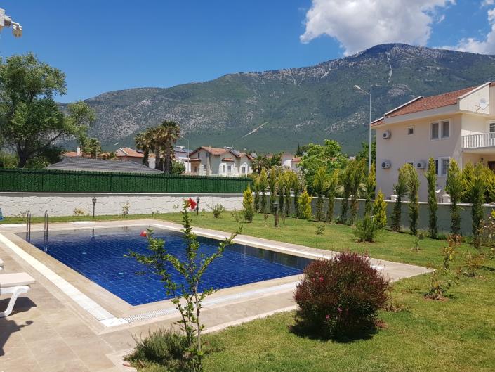 Image No.2-4 Bed Villa / Detached for sale