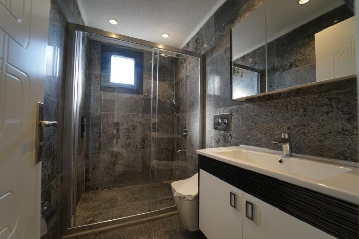 Image No.20-4 Bed Villa / Detached for sale