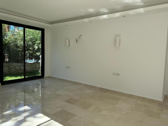 Image No.11-5 Bed House/Villa for sale