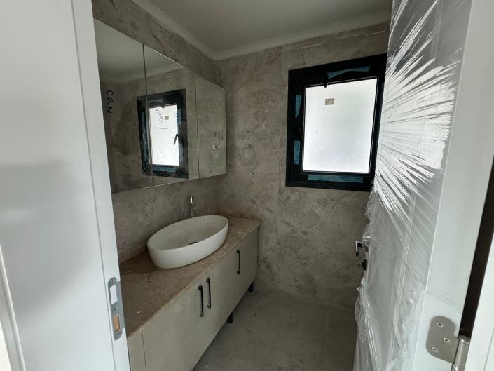 Image No.20-4 Bed Villa for sale