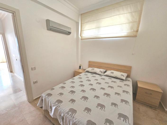 Image No.25-3 Bed Apartment for sale