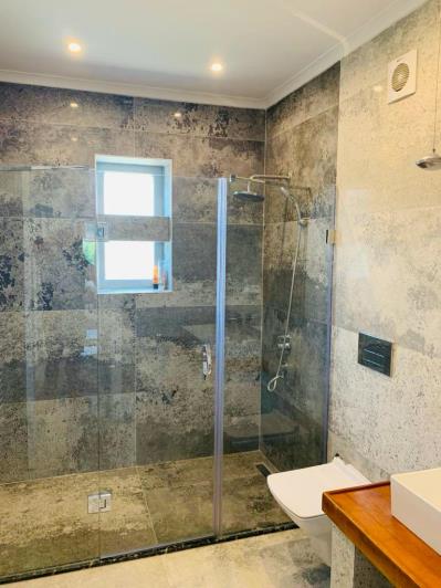 Image No.13-4 Bed Villa / Detached for sale