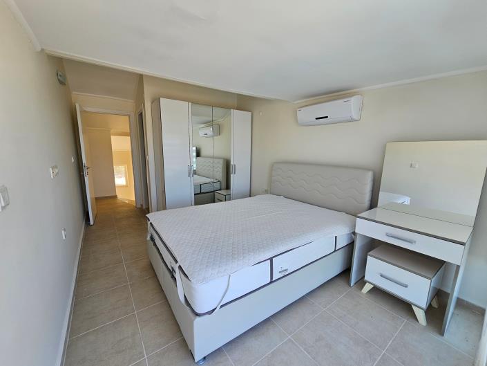 Image No.20-2 Bed Apartment for sale