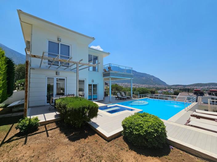 Image No.5-4 Bed House/Villa for sale