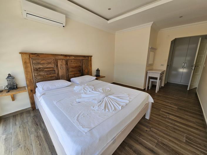 Image No.40-4 Bed House/Villa for sale