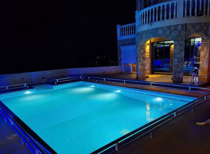 Image No.40-5 Bed House/Villa for sale