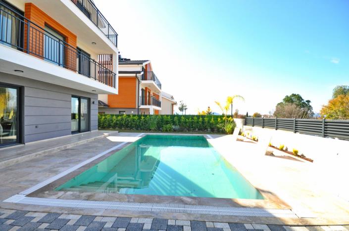 Image No.3-4 Bed House/Villa for sale