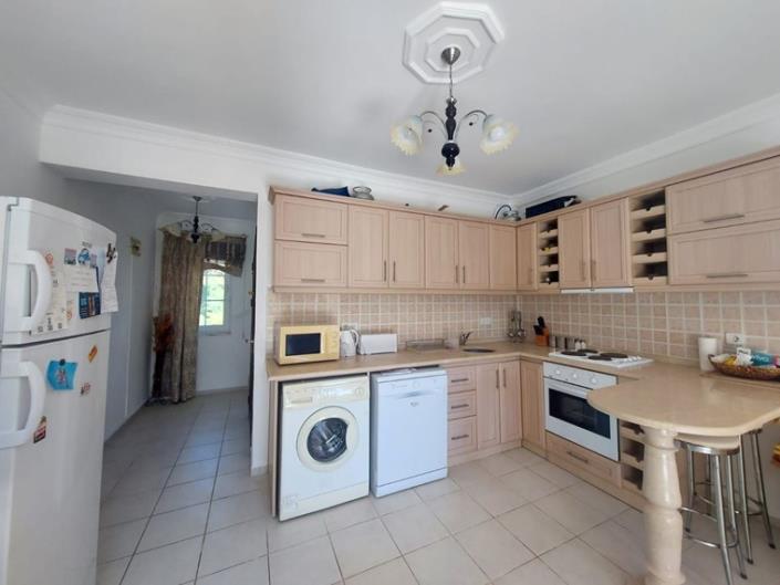 Image No.9-3 Bed Apartment for sale