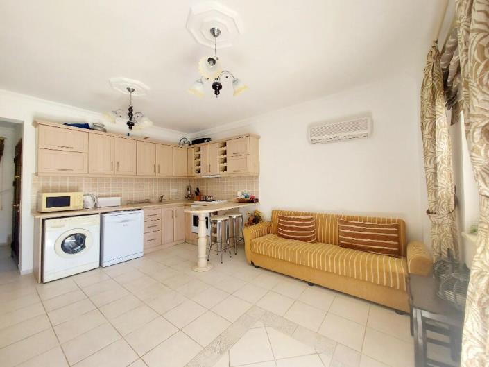 Image No.10-3 Bed Apartment for sale